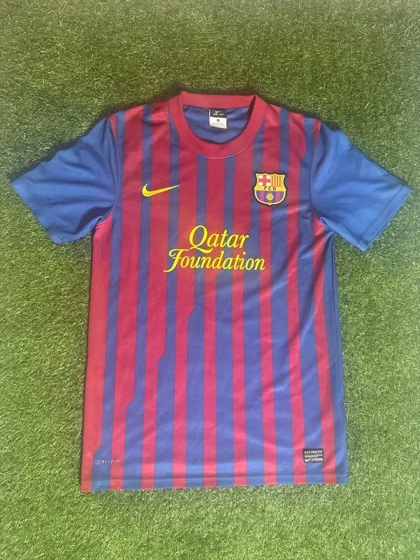 FC Barcelona 2011-12 Messi 10 Nike Home — Nike (2)